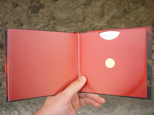 http://crammed.be/fileadmin/user_upload/press/the_real_tuesday_weld/cram178_D.jpg